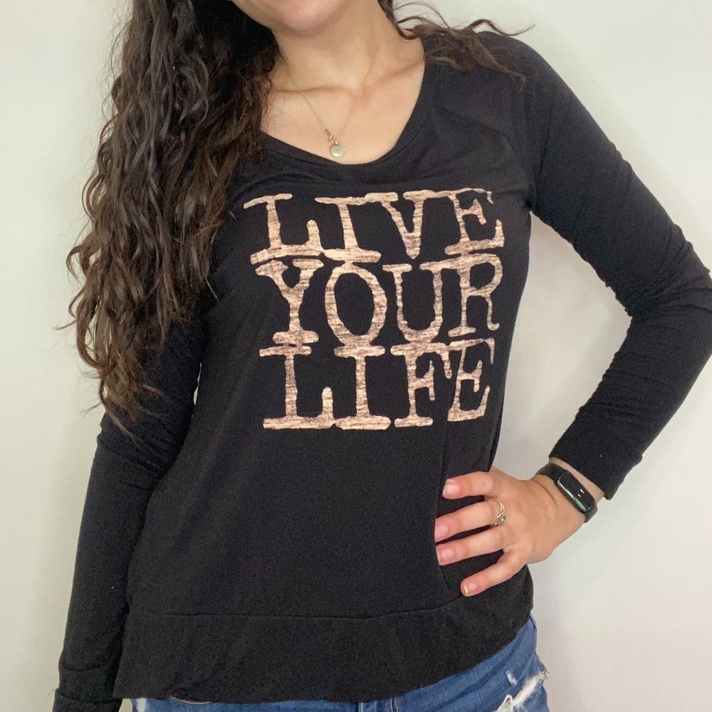 American Eagle Soft & Sexy Small Long Sleeve Graphic Tee "Live Your Life" Black